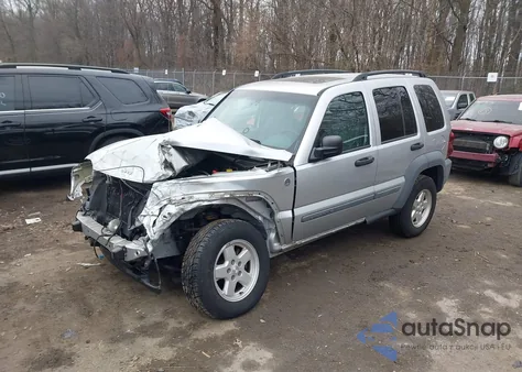 2005 Jeep Liberty Sport z USA, uszkodzony, nr VIN 1J4GL48K15W551099